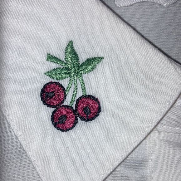 Vtg Womens Westbound size 8 White Puff Shoulder Button up Long sleeve w/cherry - Picture 11 of 12